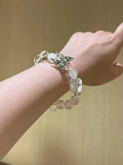 ▫️▪️ Pink crystal white crystal white ghost bracelet