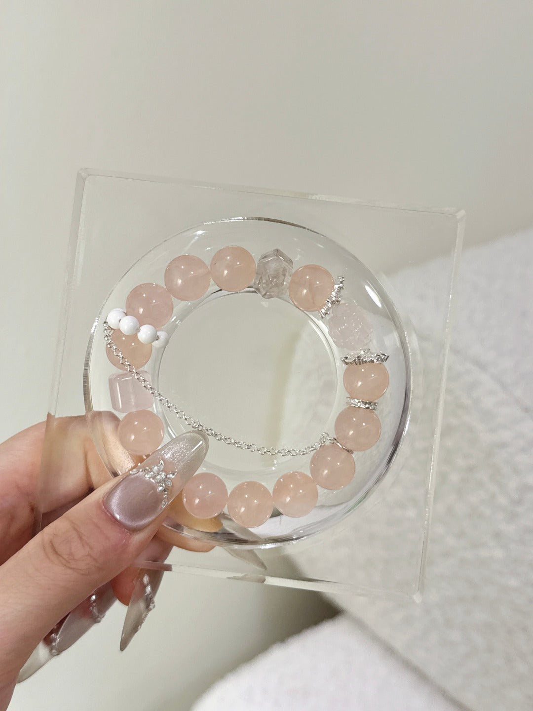 ▫️▪️ White crystal double-pointed pink crystal bracelet