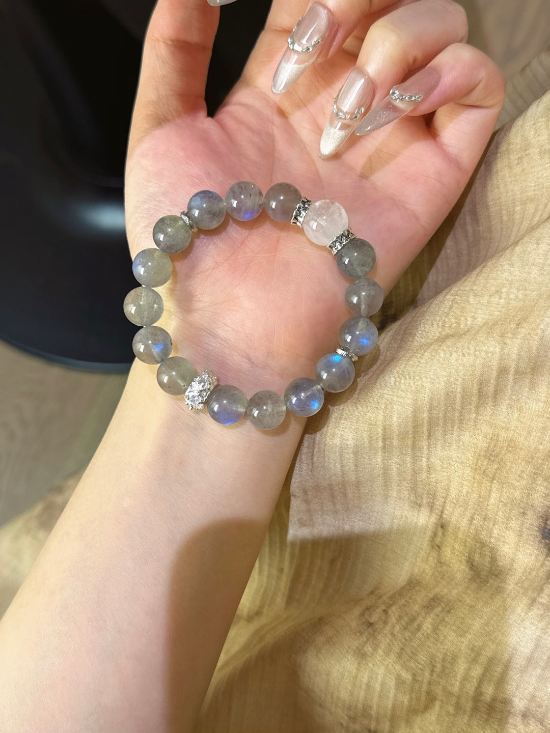 ▫️▪️ Grey moonlight white ghost bracelet