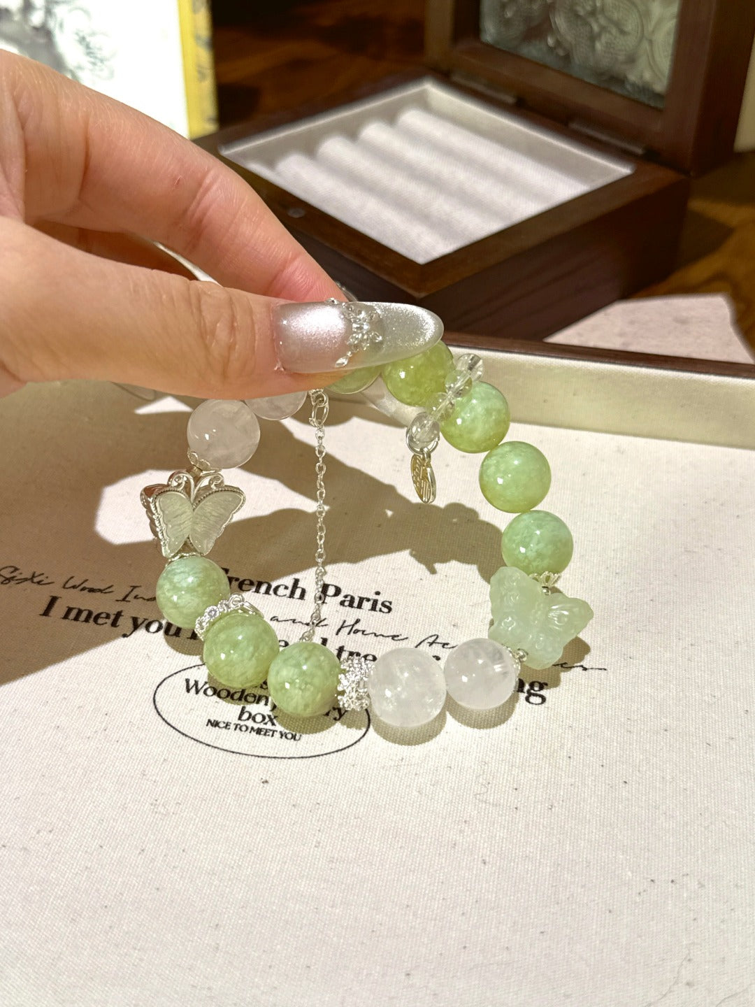 ▫️▪️ Xiuyu white ghost bracelet