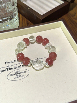 ▫️▪️ Strawberry crystal white ghost white crystal fox fox bracelet