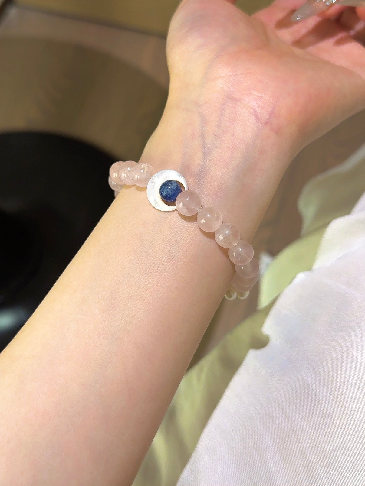 ▫️▪️ Pink crystal lapis lazuli bracelet