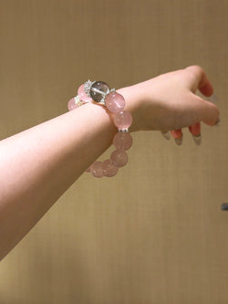 ▫️▪️ Pink crystal green ghost bracelet