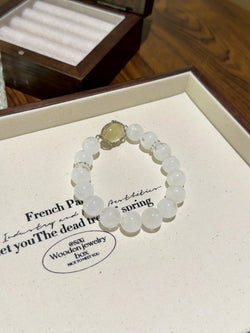 ▫️▪️ White Ghost Citrine Box Bracelet