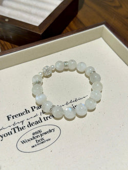 ▫️▪️ Blue moonlight shell bead bracelet