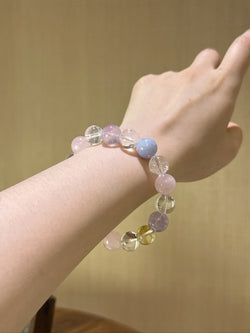 ▫️▪️ White crystal pink crystal citrine amethyst aquamarine bracelet